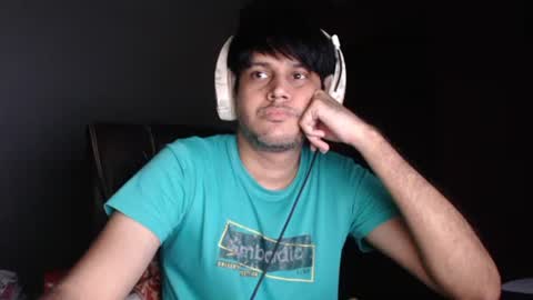 Snapshot of hotjkeanu chatting on 09/09/25, 11:04 James-Hotxx online show from 09/09/25, 11:04