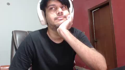 Snapshot of hotjkeanu chatting on 09/11/25, 07:03 James-Hotxx online show from 09/11/25, 07:03