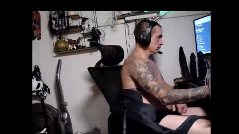 Snapshot of hotkinkytat chatting on 12/04/24, 12:08 hotkinkytat online show from 12/04/24, 12:08