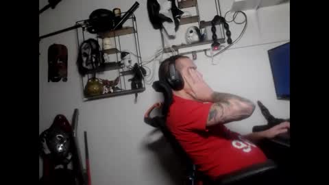 Snapshot of hotkinkytat chatting on 02/02/25, 03:32 hotkinkytat online show from 02/02/25, 03:32