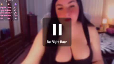 Snapshot of hotkittysquirt chatting on 06/20/26, 08:33 Angela online show from 06/20/26, 08:33