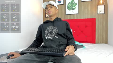 Hotkoljei online show from 12/17/24, 03:17