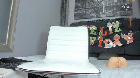 Hotkoljei online show from 12/27/24, 08:13