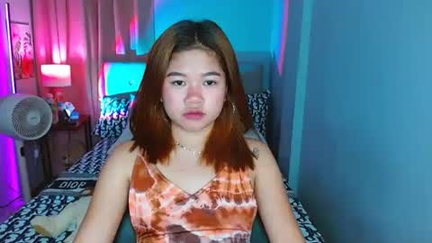 Snapshot of hotlayla_ chatting on 01/14/25, 08:20 Layla online show from 01/14/25, 08:20