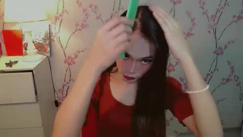 Snapshot of hotlegsxandra chatting on 10/23/25, 09:19 XANDRA online show from 10/23/25, 09:19