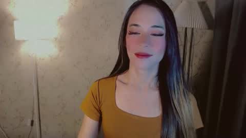 Snapshot of hotlegsxandra chatting on 10/29/25, 02:47 XANDRA online show from 10/29/25, 02:47