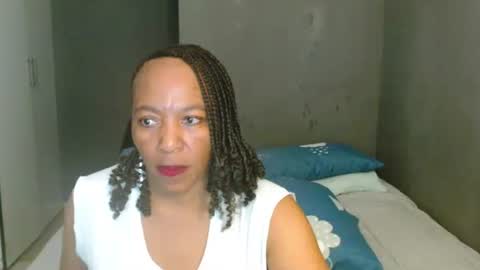 hotlilya online show from 04/09/26, 08:20