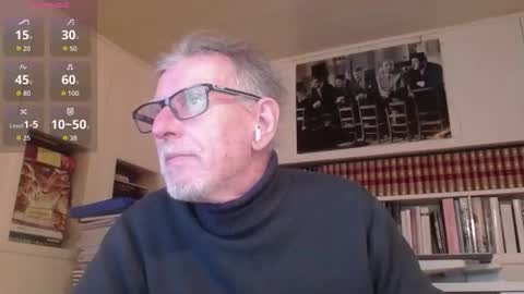 hotlux_54 online show from 01/18/26, 04:11