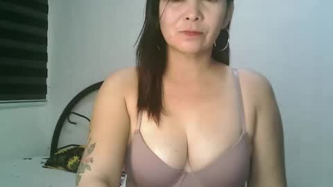 hotmamajen4u online show from 03/24/26, 11:48