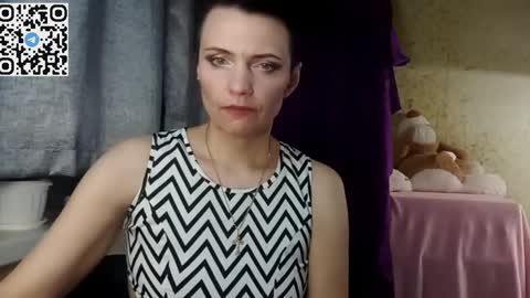 hotmamaqueen234 online show from 03/30/26, 07:37