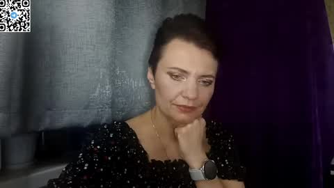 hotmamaqueen234 online show from 05/16/26, 08:18