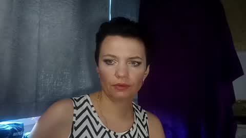 hotmamaqueen234 online show from 07/31/26, 07:52