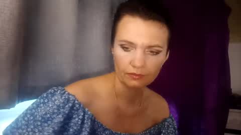 hotmamaqueen234 online show from 08/05/26, 10:18