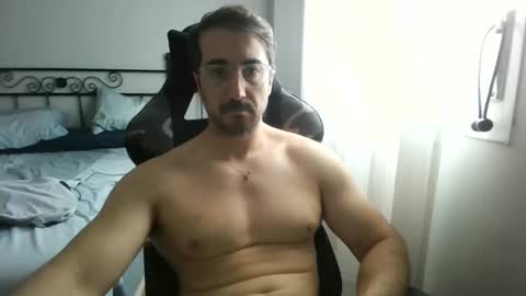 Snapshot of hotman_40_ chatting on 09/10/25, 09:53 hotman_40_ online show from 09/10/25, 09:53