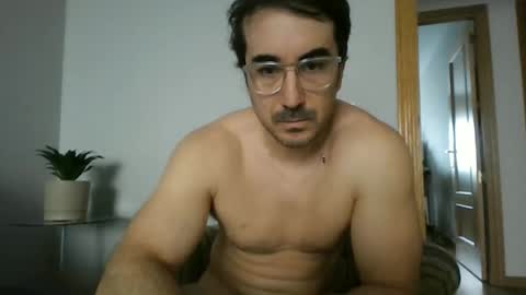 Snapshot of hotman_40_ chatting on 09/30/25, 09:58 hotman_40_ online show from 09/30/25, 09:58