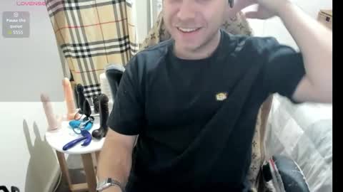 Snapshot of hotmelbguy20 chatting on 10/03/25, 08:55 Cum and play X online show from 10/03/25, 08:55