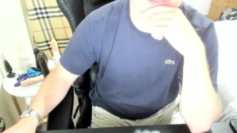 Snapshot of hotmelbguy20 chatting on 10/04/25, 09:07 Cum and play X online show from 10/04/25, 09:07