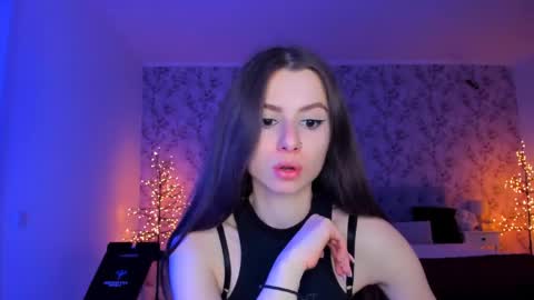 Snapshot of hotmolly_ chatting on 05/01/26, 06:45 hotmolly_ online show from 05/01/26, 06:45
