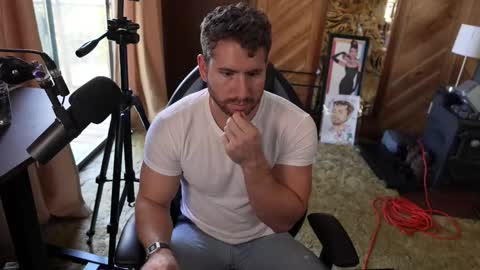 hotmuscles6t9 online show from 11/16/25, 06:46