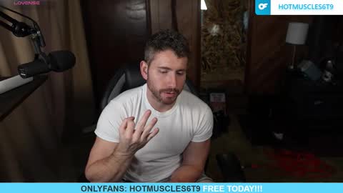hotmuscles6t9 online show from 01/14/26, 11:20