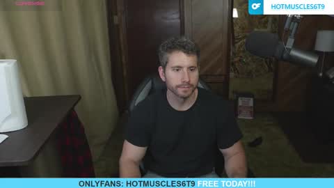 hotmuscles6t9 online show from 02/15/26, 12:18