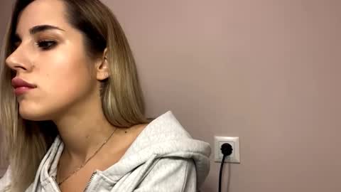 hotmusex online show from 10/20/25, 09:43