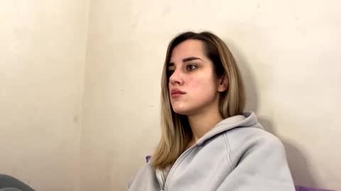 hotmusex online show from 10/28/25, 08:40