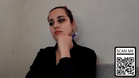 hotmusex online show from 04/17/26, 10:40