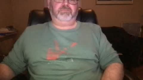 Snapshot of hotndirty72 chatting on 02/23/25, 08:17 hotndirty72 online show from 02/23/25, 08:17