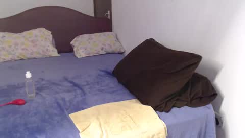 Snapshot of hotnhardy chatting on 12/22/24, 12:49 Hotnhardy online show from 12/22/24, 12:49