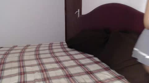 Snapshot of hotnhardy chatting on 12/19/25, 05:03 Hotnhardy online show from 12/19/25, 05:03