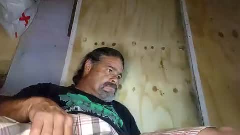 hotnriv13 online show from 04/12/26, 01:27