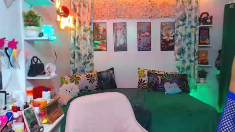 Snapshot of hotpinay_mira chatting on 12/04/25, 03:54 hotpinay_mira online show from 12/04/25, 03:54