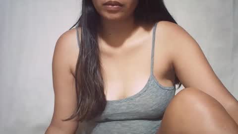 hotpink4u04 online show from 10/24/25, 08:16