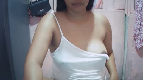 hotpink4u04 online show from 01/18/26, 11:25