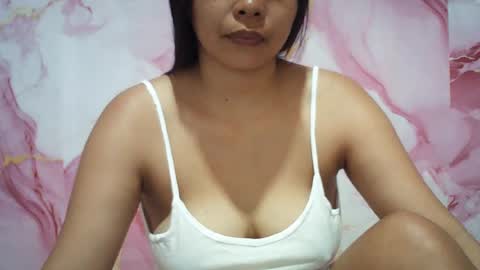 hotpink4u04 online show from 06/27/26, 10:48