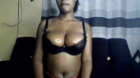 Snapshot of hotpussy712899 chatting on 07/11/26, 10:29 hotpussy online show from 07/11/26, 10:29