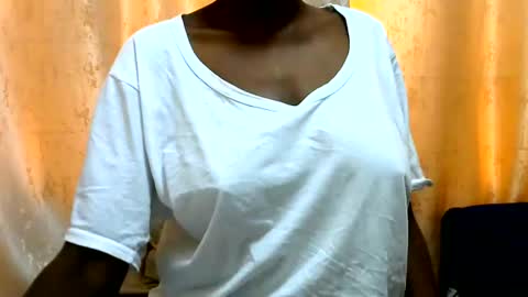 Snapshot of hotpussy_ebony chatting on 06/23/26, 09:40 hotpussy ebony online show from 06/23/26, 09:40