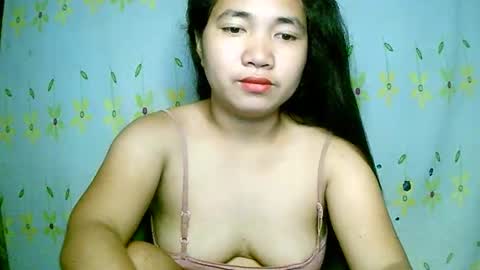 Snapshot of hotpussy_lipsxx69 chatting on 12/21/25, 06:42 hotpussy_lipsxx69 online show from 12/21/25, 06:42