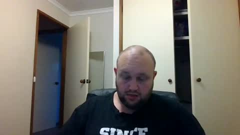 hotrodder323 online show from 12/06/24, 09:10