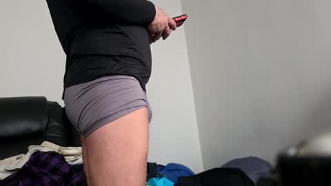 hotrox6942 online show from 04/16/26, 10:34