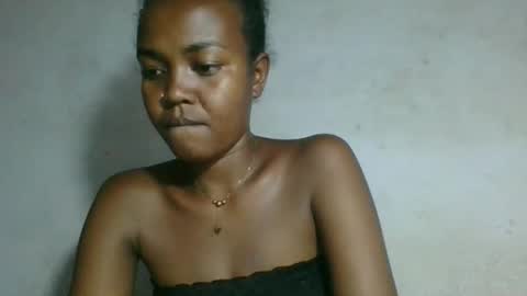 Snapshot of hotskinny98 chatting on 03/01/26, 08:38 hotskinny98 online show from 03/01/26, 08:38