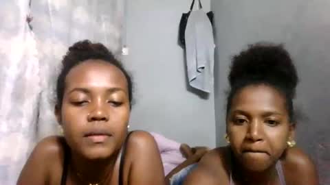 Snapshot of hotskinny98 chatting on 03/02/26, 06:26 hotskinny98 online show from 03/02/26, 06:26