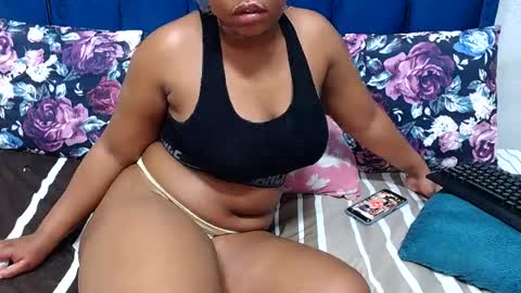 hotsmalltitsx online show from 07/07/26, 06:56