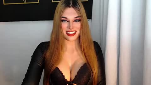 STELLA online show from 01/11/25, 04:27