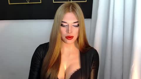 STELLA online show from 01/19/25, 05:37