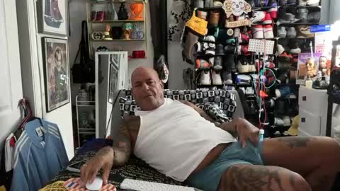 hotstuff775616 online show from 01/09/26, 02:47