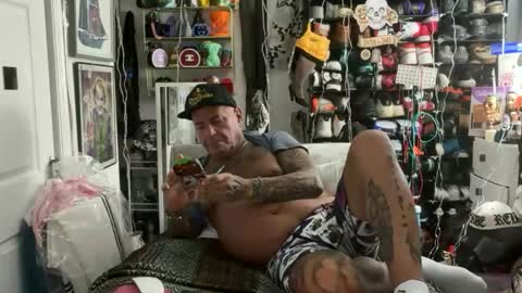 hotstuff775616 online show from 03/02/26, 02:58