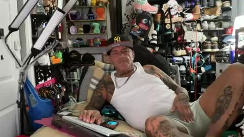 hotstuff775616 online show from 07/17/26, 03:02