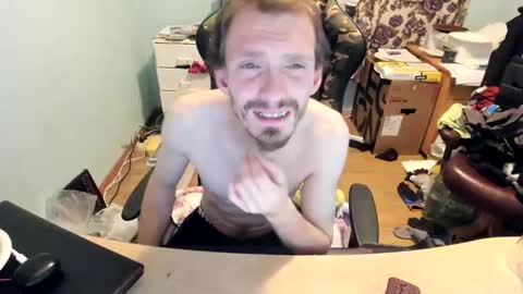 Snapshot of hotsummer1996 chatting on 11/21/25, 05:22 hot online show from 11/21/25, 05:22